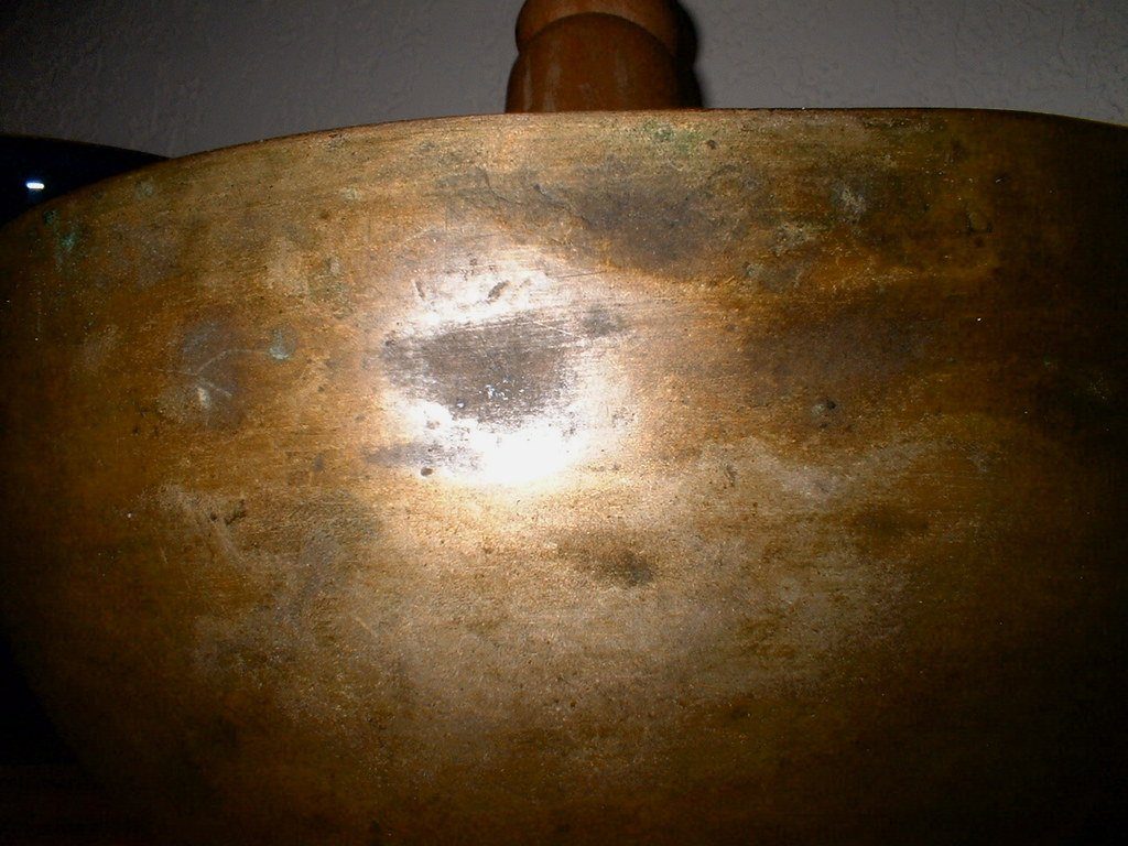 Mallets and bowls before opening intention
